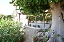 FABULOUS SUNNY VILLA WITH HEATED SWIMMING POOL AND VIEWS