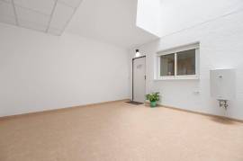 listing listing