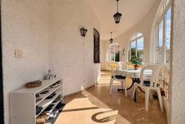 listing listing