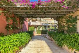 listing listing