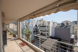 Maisonette 155 sq.m for sale