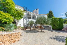 listing listing