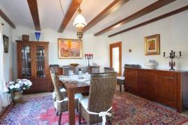 listing listing