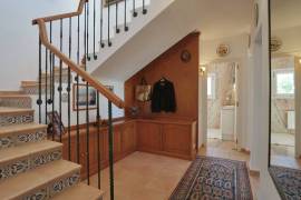 listing listing