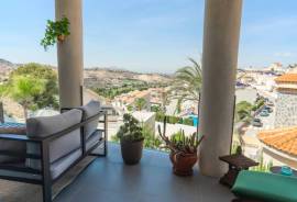 listing listing