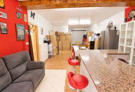 listing listing