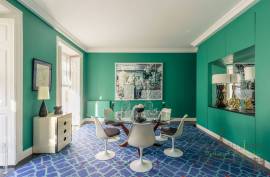 A French Art of Living in the Heart of Lisbon – Architect's Duplex between Estrela and the Parliament A French Art of Living in the Heart of Lisbon – Architect's Duplex between Estrela and the Parliament