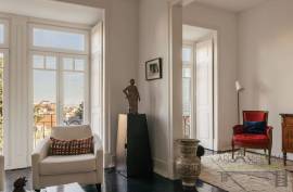 A French Art of Living in the Heart of Lisbon – Architect's Duplex between Estrela and the Parliament A French Art of Living in the Heart of Lisbon – Architect's Duplex between Estrela and the Parliament