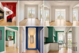 A French Art of Living in the Heart of Lisbon – Architect's Duplex between Estrela and the Parliament A French Art of Living in the Heart of Lisbon – Architect's Duplex between Estrela and the Parliament