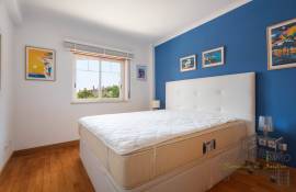 Cascais Costa da Guia – 3-Bedroom Apartment with Southeast Terrace, Master Suite and Sea View