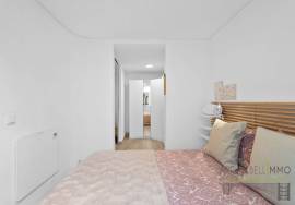 Lisbon | Rua da Glória — A Charming Retreat with a Private Patio in the Heart of the City