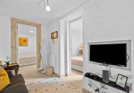 Lisbon | Rua da Glória — A Charming Retreat with a Private Patio in the Heart of the City