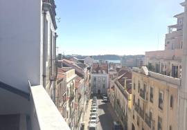 Príncipe Real – Like a Private Townhouse Suspended Above Lisbon’s Rooftops Príncipe Real – Like a Private Townhouse Suspended Above Lisbon’s Rooftops
