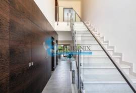 2 Bedroom Villa with Private Pool in Vale de Milho Village, Carvoeiro