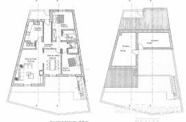 Charming Single-Level 2-Bedroom Townhouse with Courtyard Garden and Roof Terrace, Espiche
