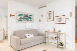 Modern 2 bedroom villa in a luxurious gated community near the Marina in Vilamoura, Algarve