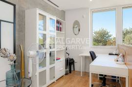 Modern 2 bedroom villa in a luxurious gated community near the Marina in Vilamoura, Algarve