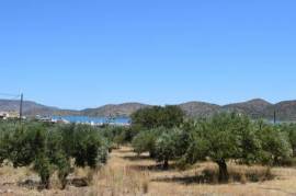 Plot of land with sea views in Elounda.
