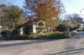 House For Restoration, Lustosa, Lousada