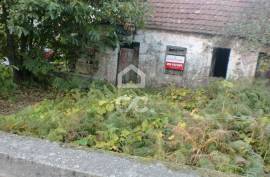 House For Restoration, Lustosa, Lousada