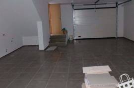 House V3, Nogueira, Lousada