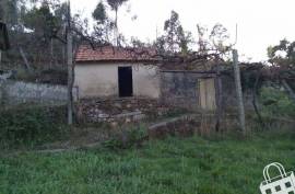 2 Houses for Restoration, Sto. Estevão de Barrosas, Lousada