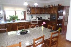 House V4, Figueiras, Lousada
