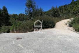 Land, Silvares, Lousada