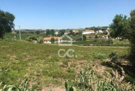 Land with 4000 m²