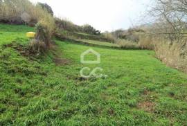 Rustic land w/ 3680 m2;  For Cultivation and Pasture;  Sea View.