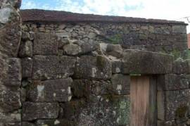 House in Stone for Reconstruction