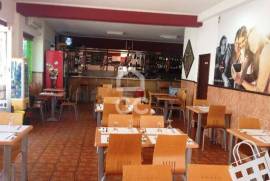 Snack bar - Café for trespassing next to Bompastor and Palmilheira. Excellent deal.