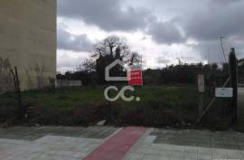 Land with project, next to the CTT of Alfena