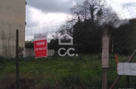 Land with project, next to the CTT of Alfena