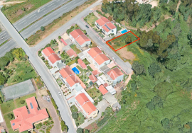 Allotment land for construction of townhouse in Vilaça, Braga