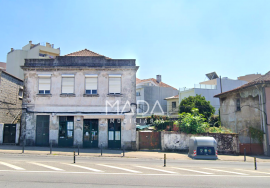 Building with patio in the city center in Maximinos, Braga