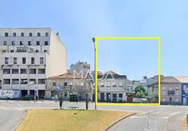Building with patio in the city center in Maximinos, Braga