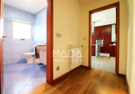 Detached T5 villa on a plot of 2000m2 with indoor pool in Aveleda, Braga