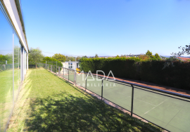 Detached T5 villa on a plot of 2000m2 with indoor pool in Aveleda, Braga