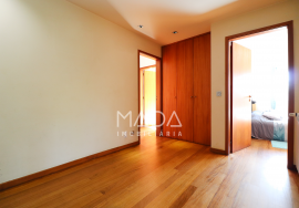 Detached T5 villa on a plot of 2000m2 with indoor pool in Aveleda, Braga