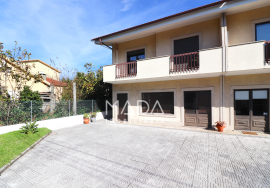 Shop and warehouse c/110m2 near PingoDoce in Vila Verde, Braga.