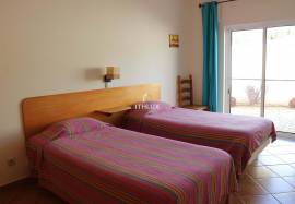 Set of 2 semi-detached villas T3 (autonomous fractions) with Swimming Pool in Estoi, Faro