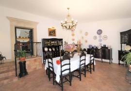 Magnificient Manor House from 18th Century near São Bras de Alportel