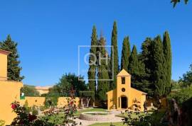 Magnificient Manor House from 18th Century near São Bras de Alportel