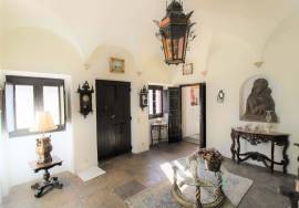 Magnificient Manor House from 18th Century near São Bras de Alportel