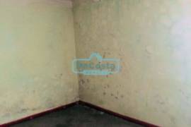 Old house to recover in CALHETA