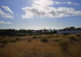 Fantastic land situated on the beach of São Rafael