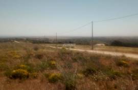 Rustic land with 9440 m2 of area and sea view located 1km from Praia da Ingrina