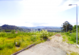 Plot of land with 3000m2 of area for construction of 10 townhouses in Póvoa de Lanhoso, Braga.