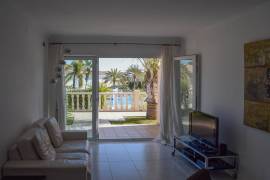 listing listing